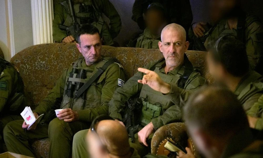 Ο επικεφαλής των IDF και ο διευθυντής της Shin Bet επισκέφθηκαν τα ισραηλινά στρατεύματα στη Χαν Γιουνίς